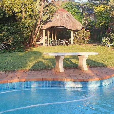 23 Ambleside Holiday Retreat By The Sea Port Shepstone Exterior foto