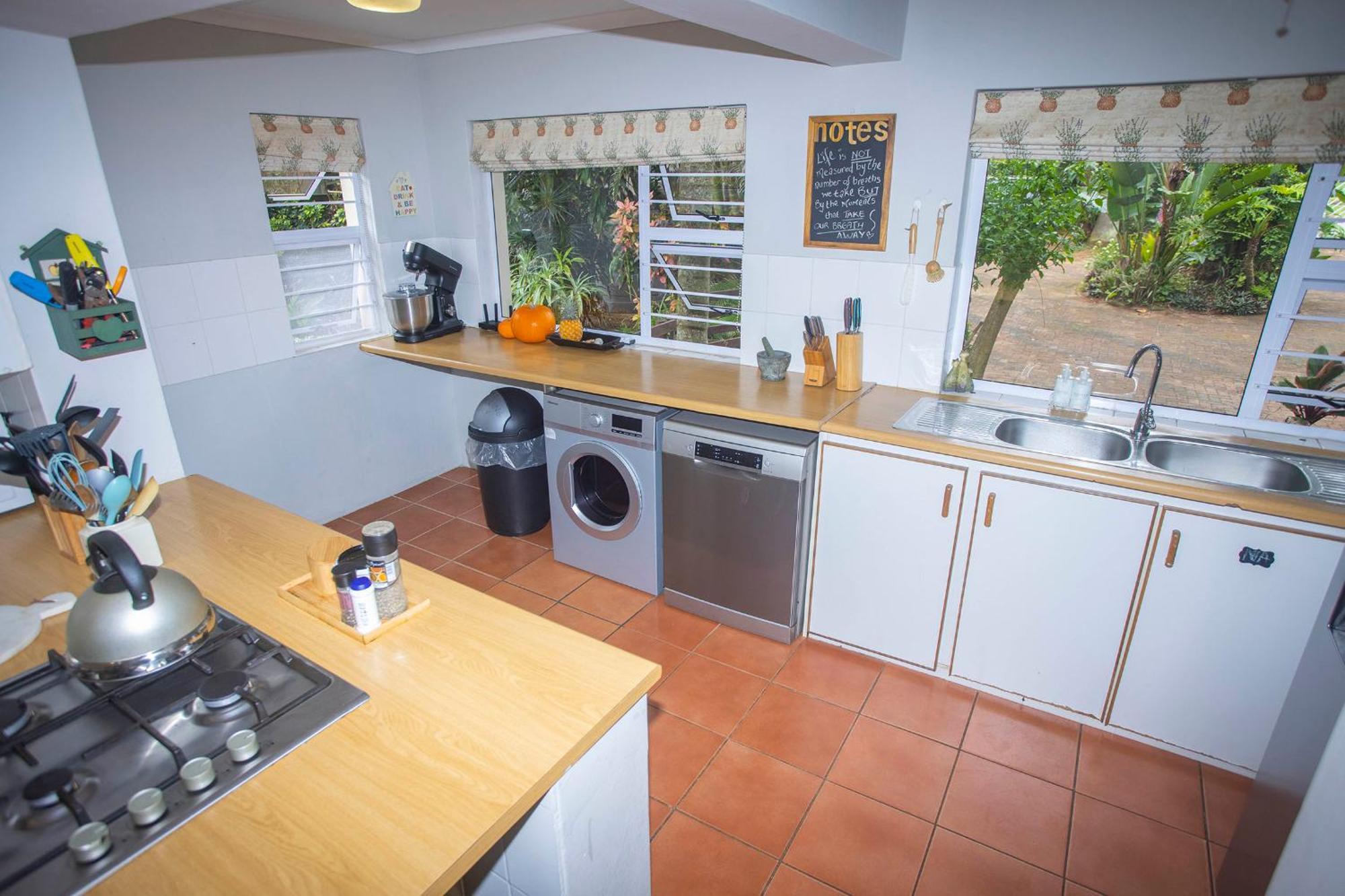 23 Ambleside Holiday Retreat By The Sea Port Shepstone Exterior foto